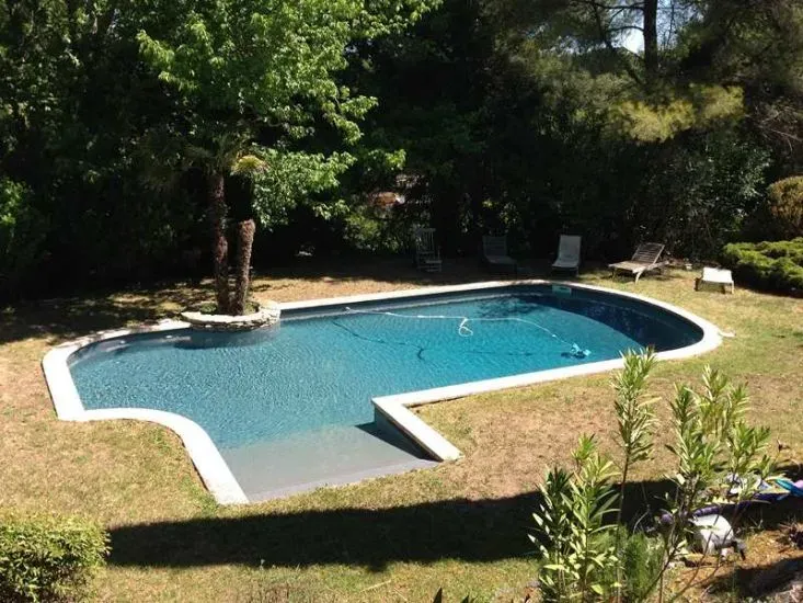 Rénovation piscine silico-marbreux à Luynes