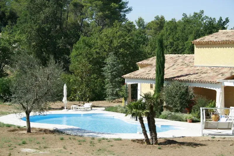 Installation de PVC armé et liner