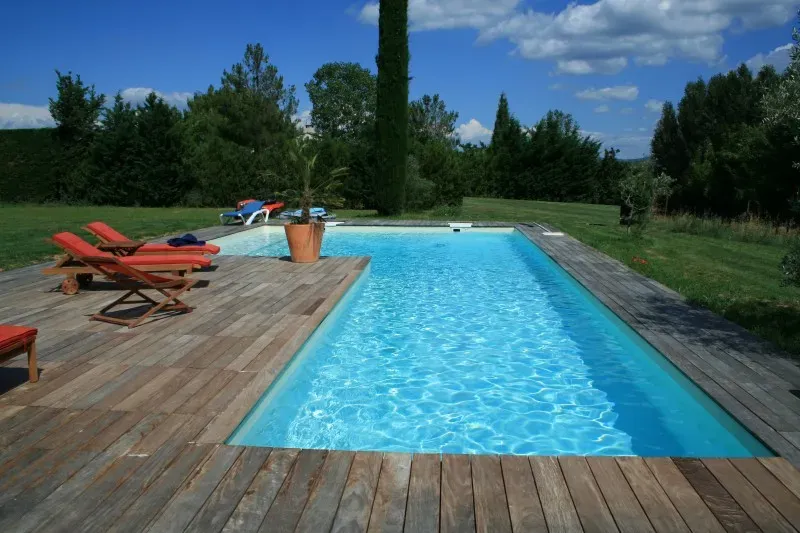 Vente accessoire de piscine près de Aubagne 