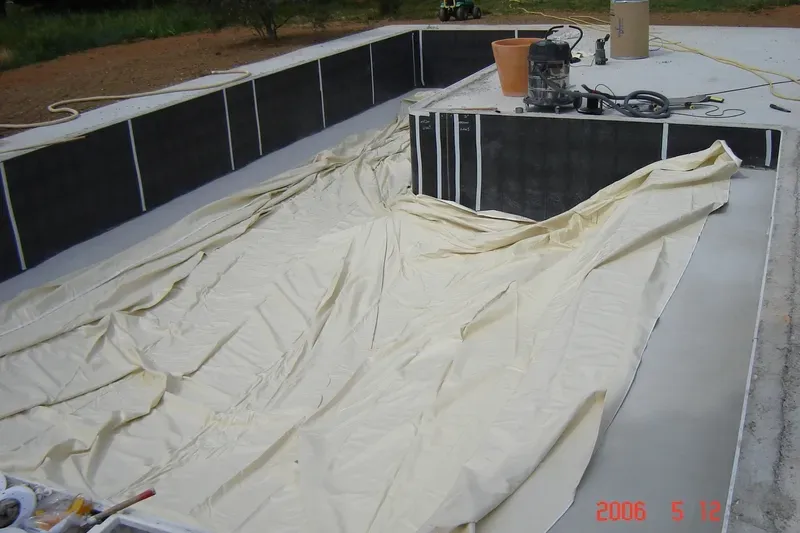 Installation de PVC armé et liner